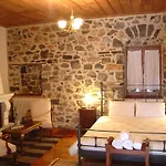 Pensión Archontiko Nikolopoulou