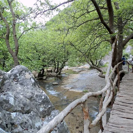 Archontiko Nikolopoulou 3*