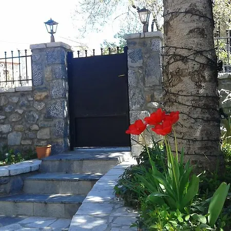 Archontiko Nikolopoulou 3* Vytina