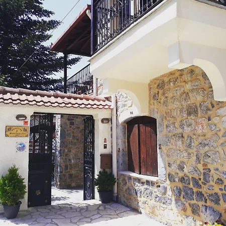 게스트하우스 Archontiko Nikolopoulou 비티나