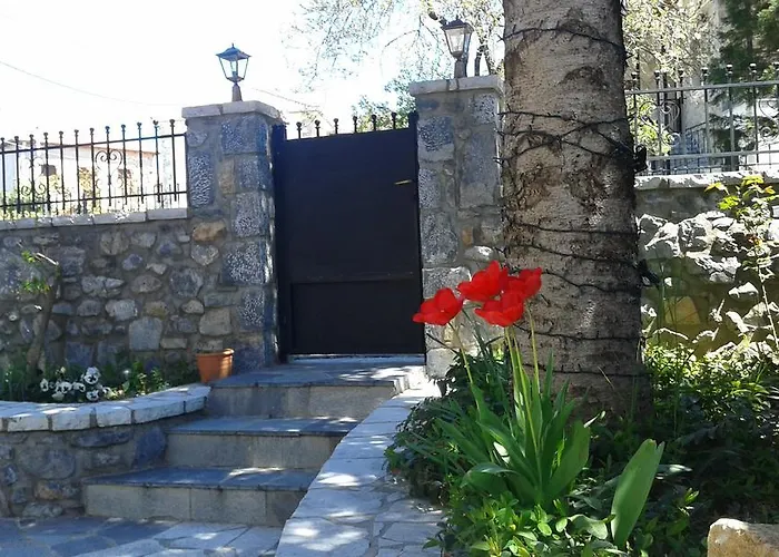 Archontiko Nikolopoulou 3* Vytina